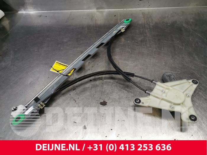 Opel Movano Ruitmechaniek 2Deurs rechts-voor O224143