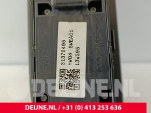 Volvo V40 Electric window switch O224171 photo 3