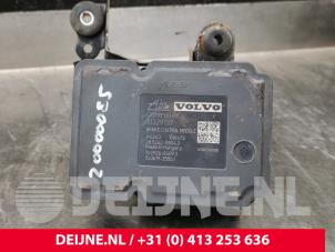 Volvo S60 ABS Pomp O224231 foto 3