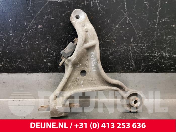 Volvo S60 Draagarm onder rechts-voor O224247