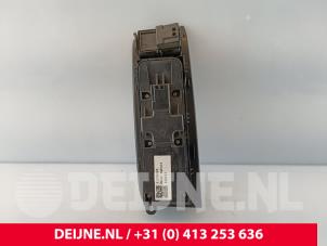 Volvo V40 Electric window switch O224277 photo 2