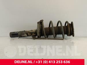 Volvo V40 Schokdemperpoot links-voor O224300 foto 2