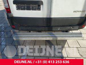 Opel Movano Treeplank achter O224459 foto 2