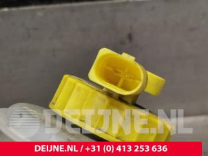 Volkswagen Caddy Hoofdremcilinder O224472 foto 3