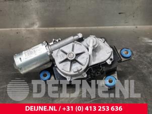 Gebruikte Ruitenwissermotor achter Volvo V60 II (ZW) 2.0 T6 16V Twin Engine Prijs € 125,00 Margeregeling aangeboden door van Deijne Onderdelen Uden B.V.