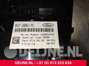 Ford Transit Custom Radiobedienings paneel O224538 foto 3