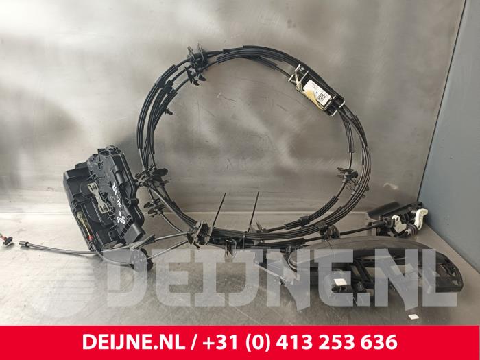 Ford Transit Custom Schiebetür Schließmechanik rechts O224552