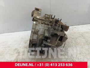 Volvo V70 Gearbox O224586 photo 3