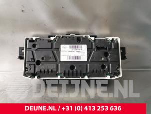 Opel Vivaro Odometer KM O224697 photo 2