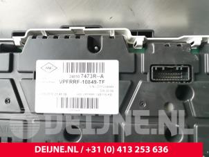 Opel Vivaro Odometer KM O224697 photo 3