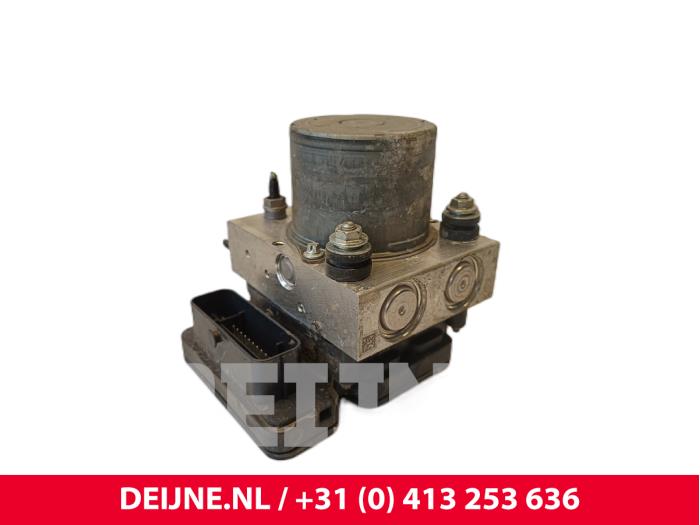 MAN TGE ABS Pumpe O224740