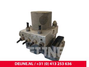 MAN TGE ABS Pumpe O224740 foto 2