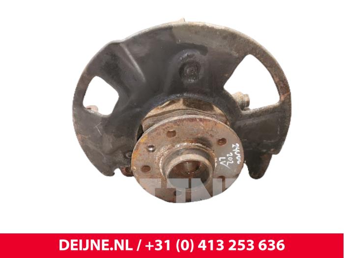 MAN TGE Achsschenkel links vorne O224758