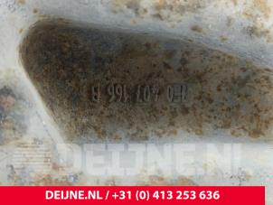 Volkswagen Transporter Querlenker unten rechts vorne O224852 foto 3