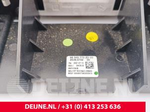 Opel Combo Displays Multi Media Anzeige O224918 foto 3