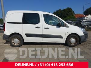 Citroen Berlingo Schiebetür Schiene rechts O225011 foto 2
