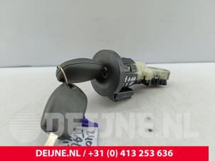 Fiat Talento Kontaktslot+Sleutel O225069 foto 2