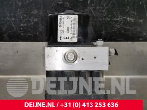 Volvo S40 ABS Pomp O225127 foto 3