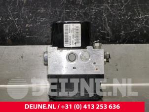 Volvo XC70 ABS Pomp O225128 foto 2