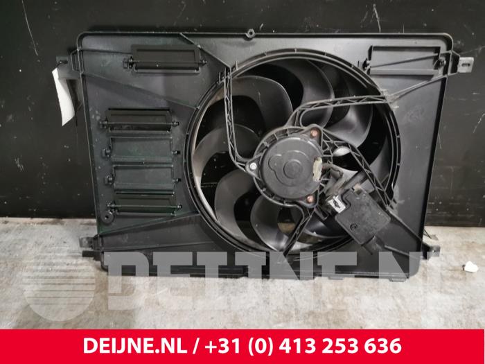 Volvo V70 Kühlgebläse O225178
