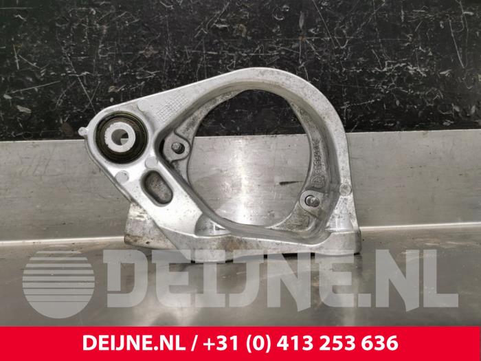 Volvo V60 Motorsteun O225209
