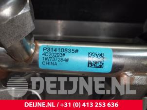 Volvo XC60 Fuel injector nozzle O225300 photo 3