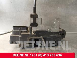 Volvo V60 Türschlossmechanik 4-türig links vorne O225433 foto 3