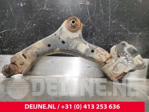 Volvo XC70 Draagarm onder links-voor O225524 foto 2