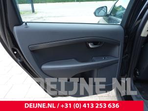 Volvo V70 Portier 4Deurs links-achter O225585 foto 3