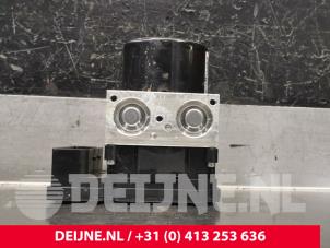Volvo V40 ABS Pumpe O225627 foto 2