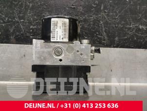 Volvo V40 ABS Pumpe O225627 foto 3
