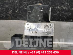 Volvo S40 ABS Pomp O225643 foto 3