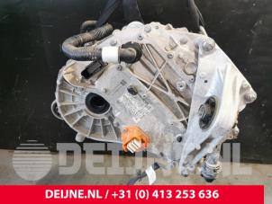 Tesla Model Y Elektromotor Elektro-Auto O225658 foto 3