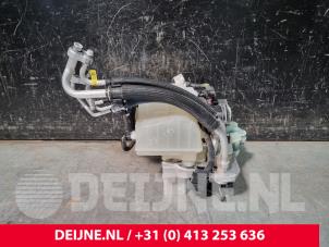 Tesla Model Y Heat exchanger O225683 photo 3