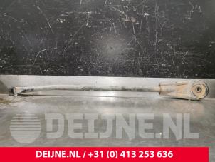 Opel Vivaro Reactiestang links-voor O225701 foto 2