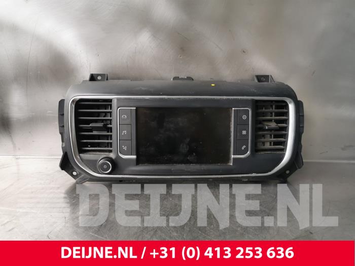 Opel Vivaro Displays Multi Media Anzeige O225822