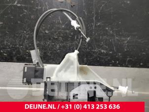 Opel Vivaro Deurslot Mechaniek 2Deurs rechts O225863 foto 2
