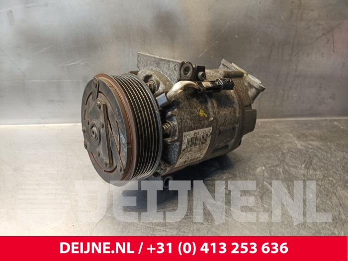 Nissan Primastar Air conditioning pump O225870