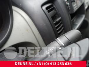 Nissan Primastar Steering column stalk O225876 photo 2