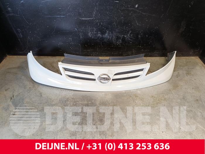 Nissan Primastar Grille O225887