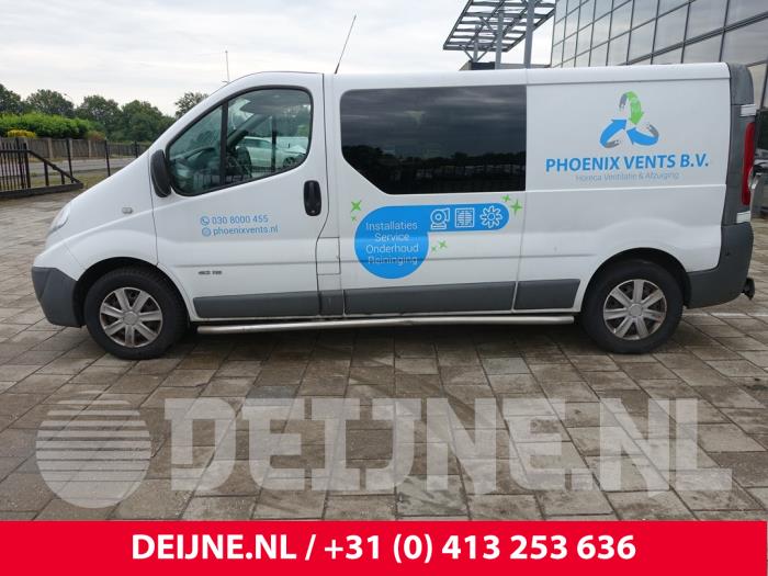 Nissan Primastar Portier 2Deurs links O225896