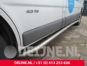 Nissan Primastar Sidebar O225913 foto 2