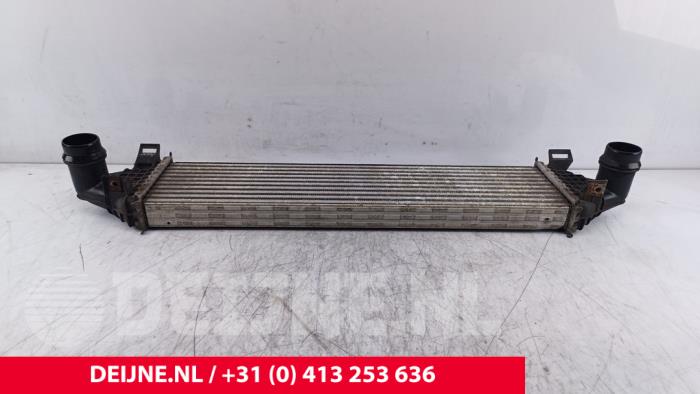 Gebruikte Intercooler Volvo V40 (MV) 2.0 D2 16V Prijs € 50,00 Margeregeling aangeboden door van Deijne Onderdelen Uden B.V.