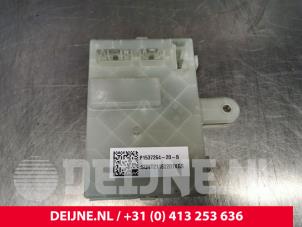 Tesla Model Y Module USB O226011 photo 2