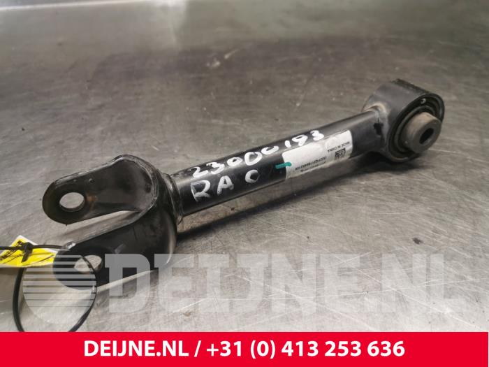 Tesla Model Y Draagarm onder rechts-achter O226015