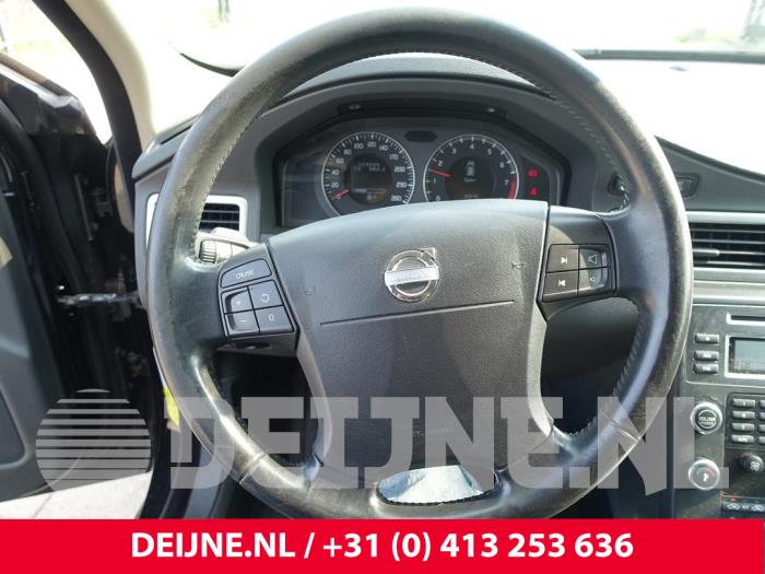 Volvo V70 Left airbag (steering wheel) O226237