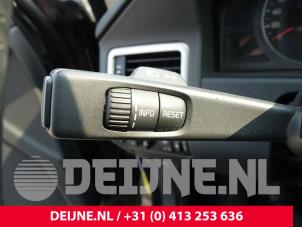 Volvo V70 Steering column stalk O226245 photo 2