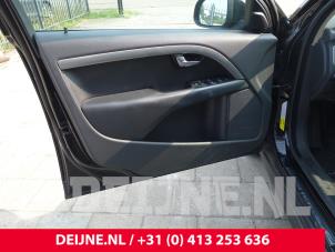 Volvo V70 Portier 4Deurs links-voor O226262 foto 2
