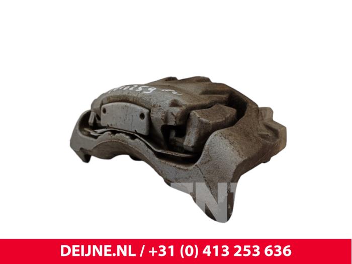 Volvo V70 Front brake calliper, right O226267