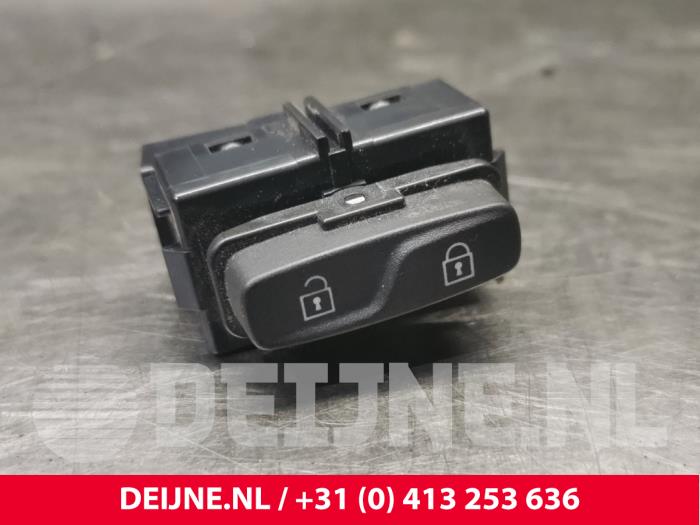 Volvo V70 Zentralverriegelung Schalter O226314